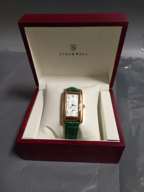 STOCKWELL TEXTURED DIAL WATCH WITH SUB DIAL MINUTE HAND IN GOLD/GREEN