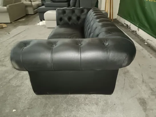 BLACK FAUX LEATHER BUTTON DETAIL SCROLL ARMED 2-SEATER SOFA WITH STUD BOTTOM TRIM