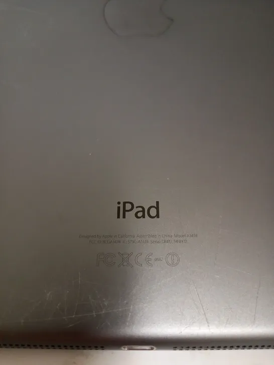 APPLE IPAD A1474