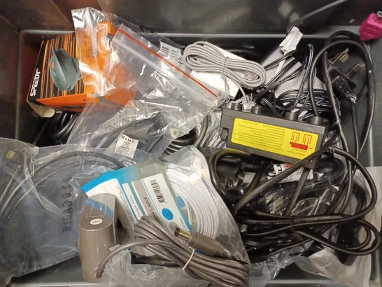 BOX OF APPROX 20 ITEMS INCLUDING ASSORTED CABLES AND CHARGERS