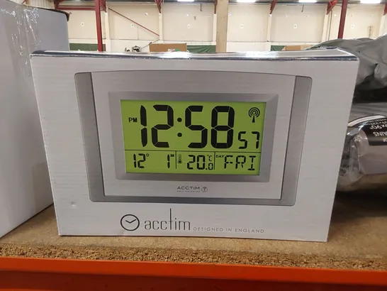 BOXED ACCTIM DESK/WALL CLOCK 