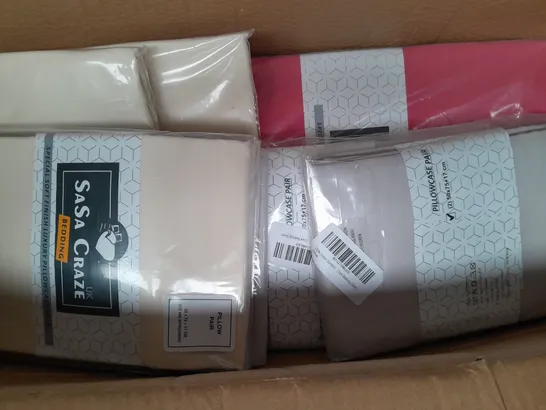 BOX OF APPROXIMATELY 15 ASSORTED SASA CRAZE BEDDING ITEMS IN VARIOUS STYLES AND COLOURS