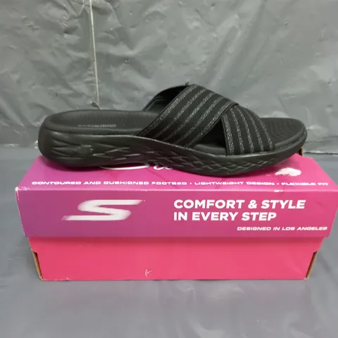 SKECHERS GO WALK SANDALS BLACK SIZE 4