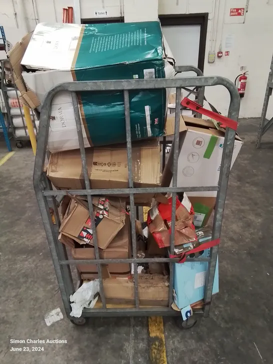 A CAGE OF VARIOUS ELECTRICAL HOUSEHOLD GOODS 