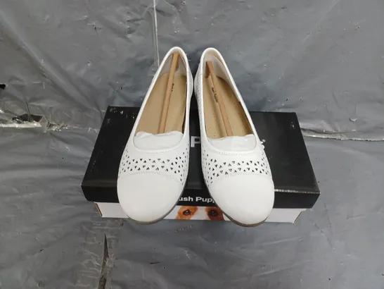 BOXED PAIR OF WOMENS HUSH PUPPIES LEAH BALLERINA SHOES SIZE 6