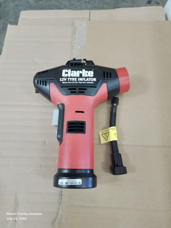 CLARKE 12V DIGITAL TYRE INFLATOR