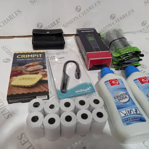 BOX OF ITEMS TO INCLUDE DRAIN CLEANER, WATER QUALITY TESTER, PURSE ETC