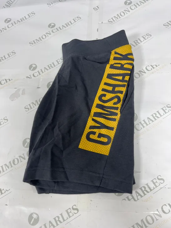 GYMSHARK LOGO SHORTS IN GREY SIZE SMALL