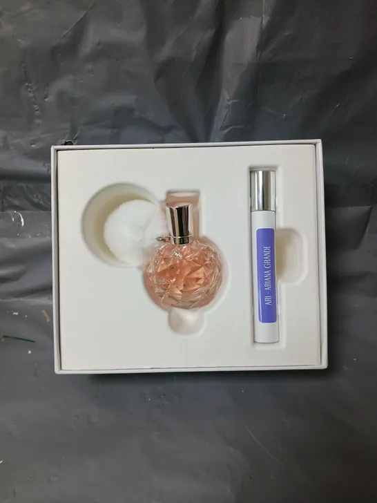 ARIANA GRANDE CLOUD EAU DE PARFUM SET