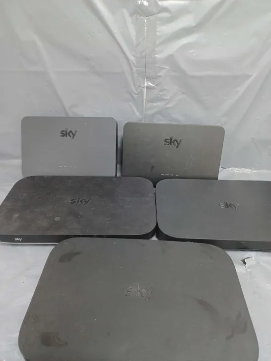 LOT OF 5 SKY BROADBAND ROUTERS AND TV BOXES