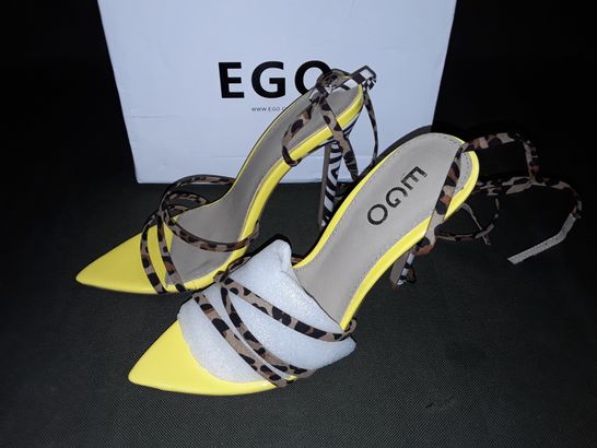 BOXED PAIR OF EGO RAJA SCRAPPY HEELED SHOES - 5