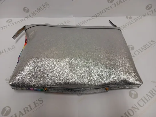 SHOUROCK SILVER RAINBOW CLUTCH BAG