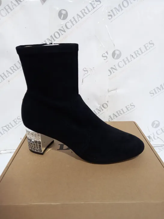 BOXED DUNE LONDON BLACK MICRO FIBRE JEWEL HEEL SHOES - SIZE 5