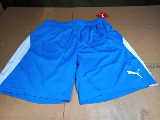 PUMA LOGO CASUAL SHORTS SIZE M