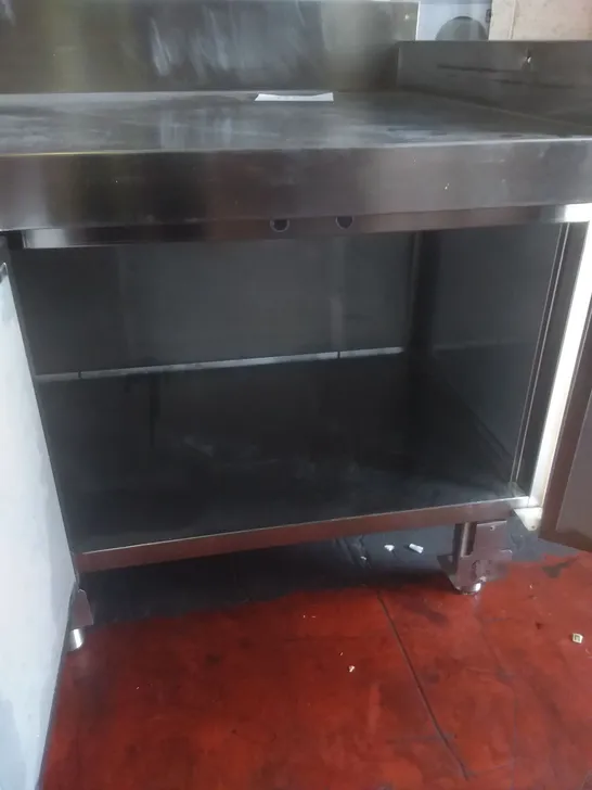 PREP TABLE WITH UNDERCOUNTER FRIDGES 