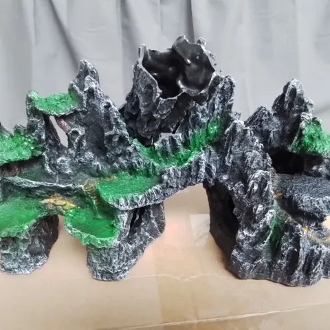 MOUNTAIN AQUARIUM DECORATION