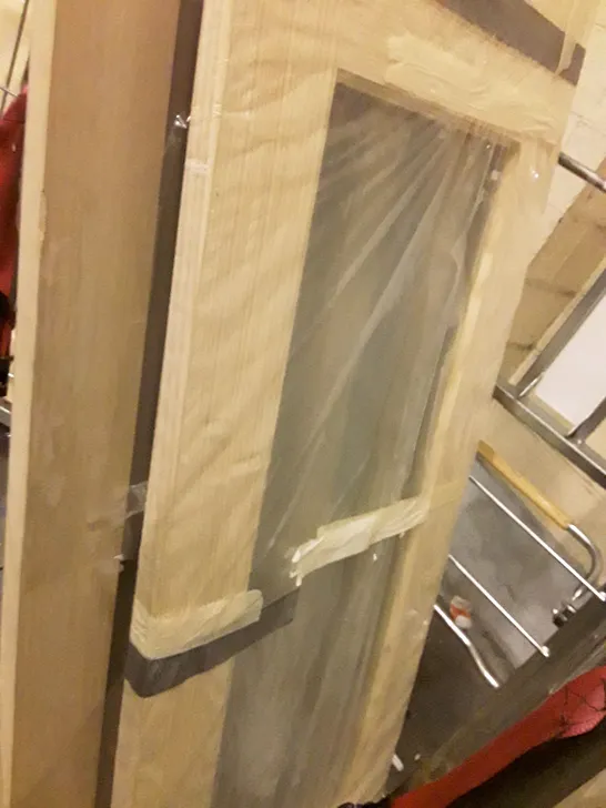 2 PANEL CLEAR PINE GLAZED INTERNAL DOOR 1981 × 686MM