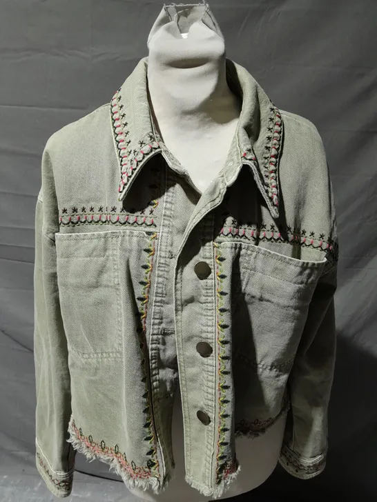 ZARA EMBROIDERED DOUBLE POCKET JACKET SIZE XS 