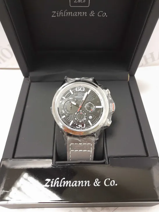 ZIHLMANN & CO TRIPLE DIAL GREY LEATHER STRAP WATCH