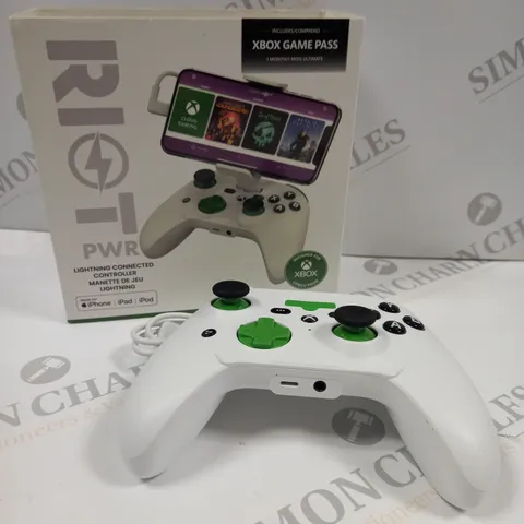 BOXED RIOT PWR LIGHTNING CONNECTED CONTROLLER 