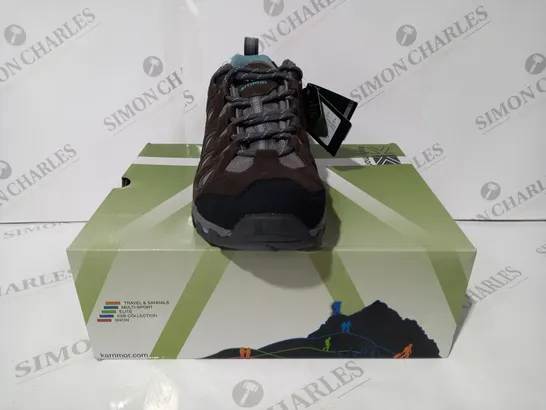 BOXED PAIR OF KARRIMOR SUPA 5 LADIES HIKING SHOES IN BROWN/BLUE UK SIZE 8