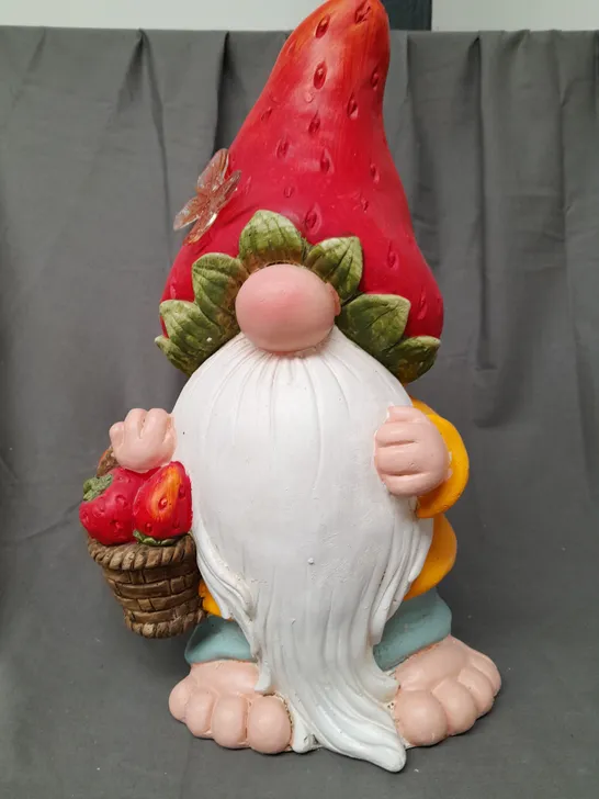 BOXED GARDEN REFLECTIONS LED FRUIT GNOME - STRAWBERRY