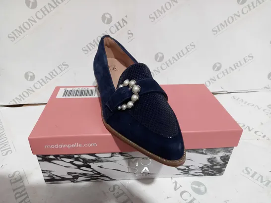 MODA IN PELLE EMBERLY NAVY SUEDE - UK SIZE 6