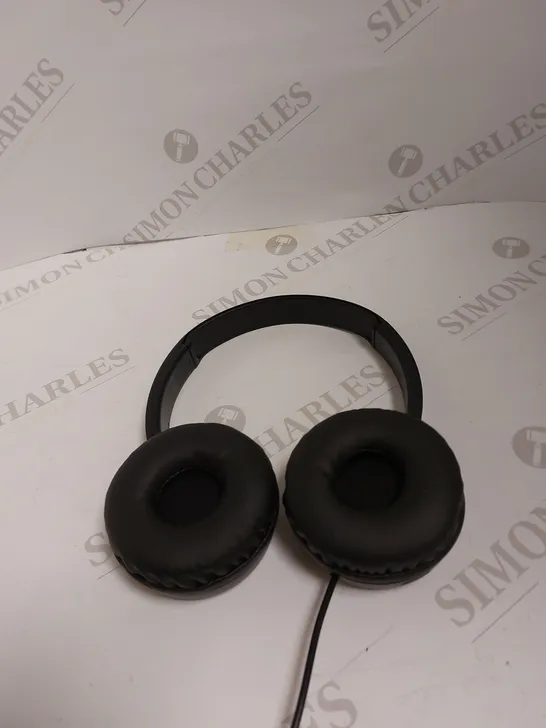 JVC POWERFUL SOUND STEREO HEADPHONES x2 