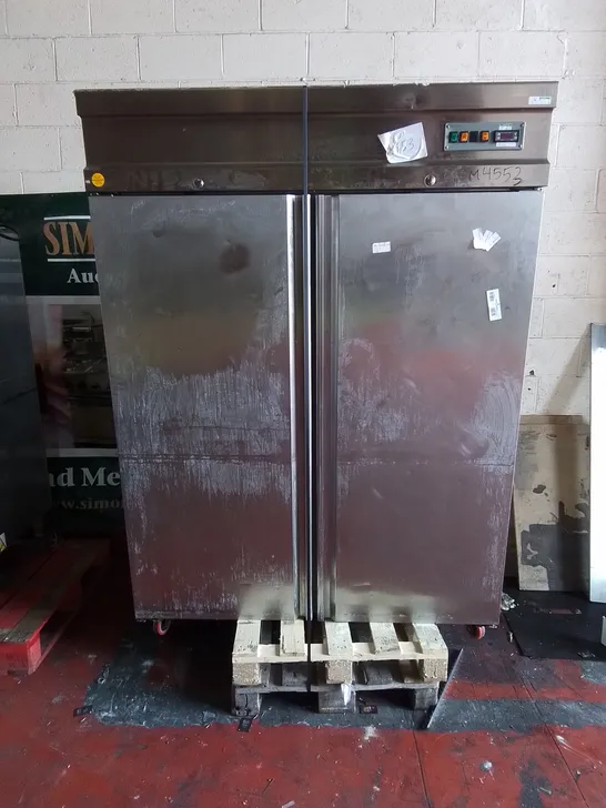 LARGE COMMERCIAL DOUBLE DOOR STAINLESS FOOD REFRIGERATOR UNIT 