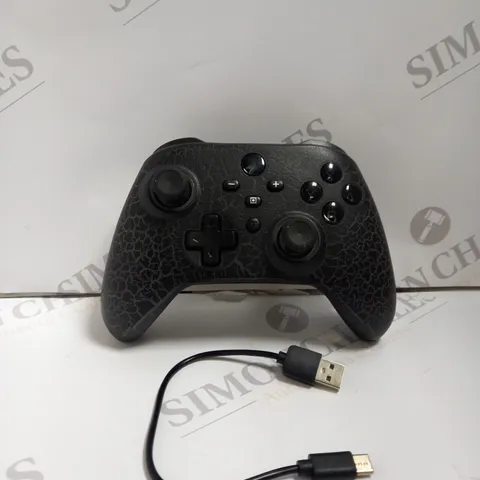 BOXED MULTIFUNCTIONAL ELITE WIRELESS CONTROLLER. 