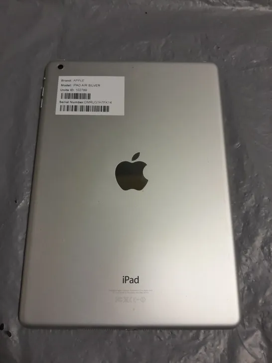 APPLE IPAD AIR SILVER - A1474