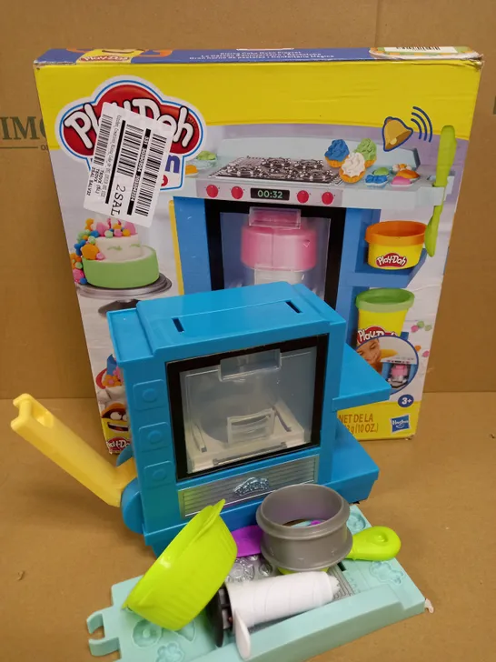 PLAY-DOH KITCHEN CREATIONS RISING CAKE OVEN PLAYSET RRP £29