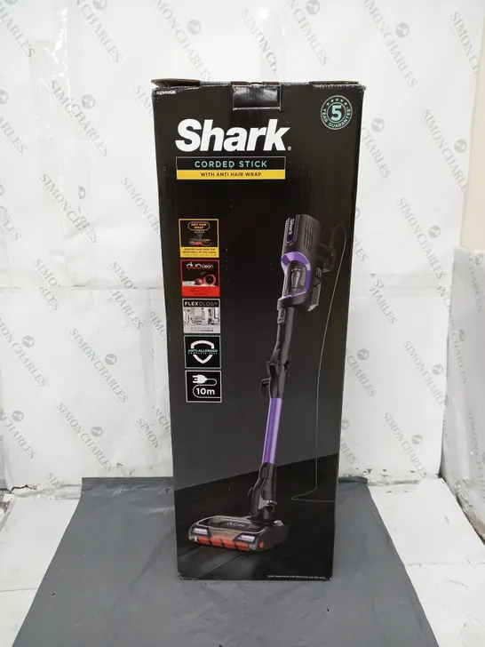 BOXED SHARK CORDED STICK WITH ANTI HAIR WRAP 