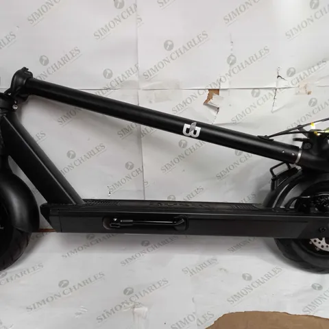 BUSBI HORNET ELETRIC SCOOTER IN BLACK - COLLECTION ONLY