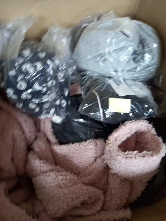 BOX OF APPROXIMATELY 15 ASSORTED CLOTHING ITEMS TO INCLUDE PINK GOWN, FLORAL DRESS, GREY JUMPER ETC