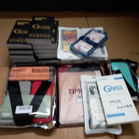 LOT OF ASSORTED PHONE/TABLET CASES AND SCREEN PROTECTORS