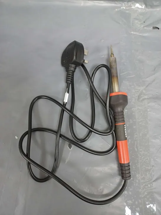 WELLER SOLDERING IRON 