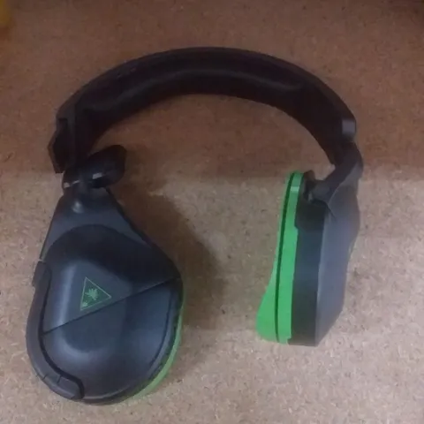 BOXED TURTLE BEACH WIRELESS HEADSET