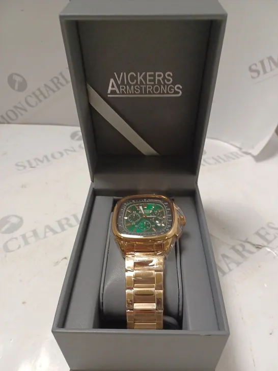 BOXED VICKERS ARMSTRONGS CLASSIQUE QUARTZ MOVEMENT GOLD COLOUR STAINLESS STEEL CHAIN LINK WATCH 