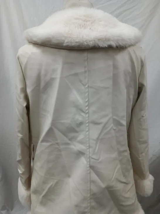 CRÈME AND WHITE FUR LONG JACKET 