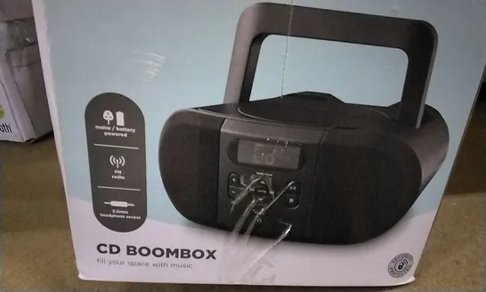 CD BOOMBOX