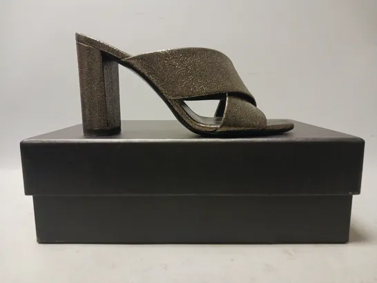 BOXED PAIR OF SAINT LAURENT LOU LOU MULES IN METALLIC GUN METAL EU SIZE 38