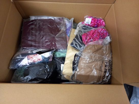 LARGE QUANTITY OF ASSORTED BAGGED CLOTHING ITEMS TO INCLUDE - PRETTYLITTLETHING, H&M AND MISSGUIDED