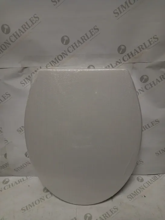 MARCO PAUL SOFT CLOSE TOILET SEAT 