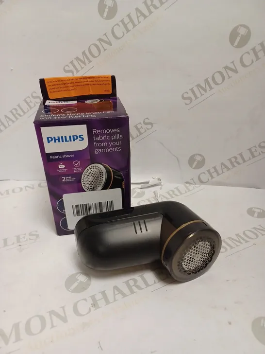 PHILIPS PORTABLE FABRIC SHAVER 