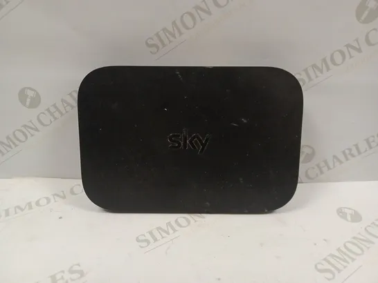 SKY EM150 Q MINI BOX