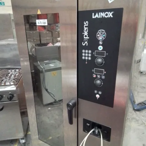 LAINOX SAPIENS 20 GRID COMBI OVEN