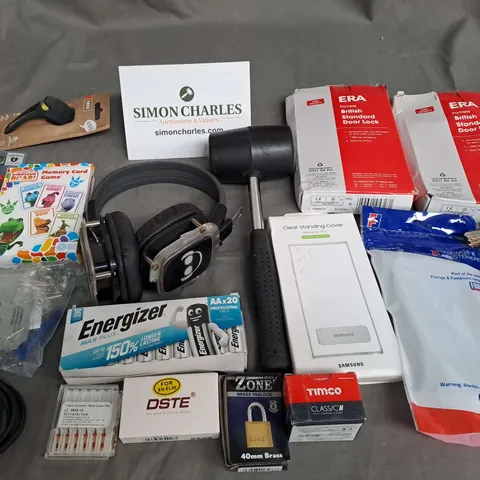 LARGE QUANTITY OF ASSORTED HOUSEHOLD ITEMS TO INCLUDE ERA BRITISH STANDARD DOOR LOCK, ENERGIZER BATTERIES, MEMORY CARD GANE AND BRASS PADLOCK