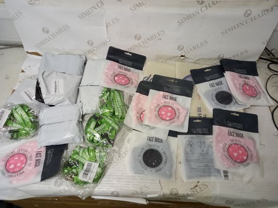 BOX OF APPROX 20 ASSORTED ITEMS TO INCLUDE FACE MASKS, CARD HOLDERS AND DECORATIVE FABRIC