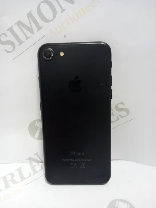 APPLE IPHONE 7 (A1778) SMARTPHONE